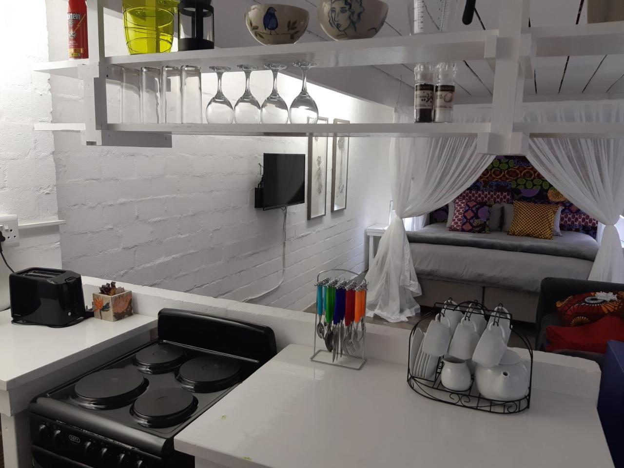 Hornbill House Self Catering Accommodation Hermanus Exterior foto